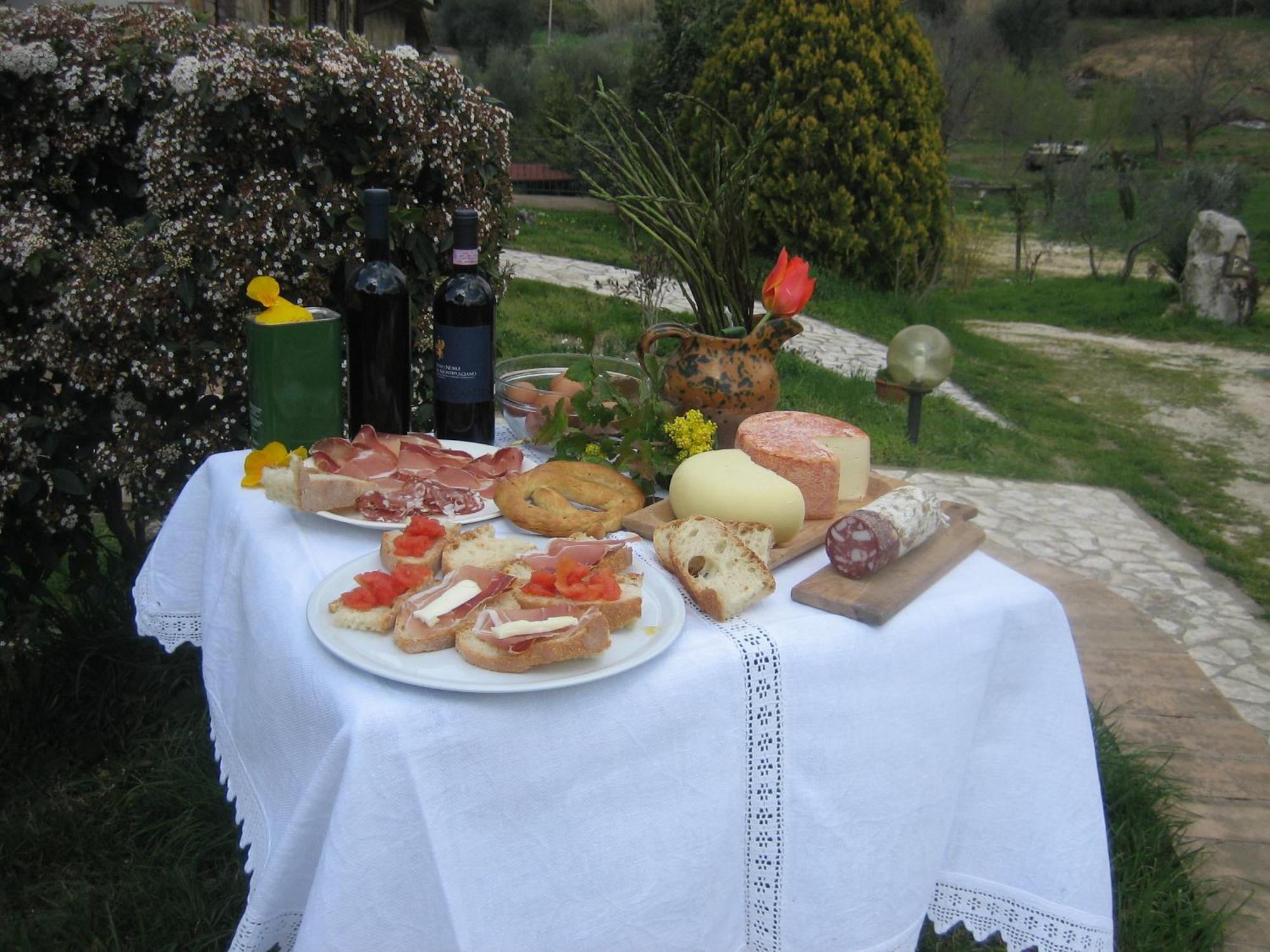 Agriturismo Casa Fibbianello Semproniano Eksteriør billede